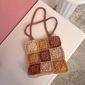 Nine West Vintage retro 90’s tonal patchwork macrame floral bag pink gold tan